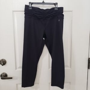 Caelum Crop Athletic Legging Pants Black Stretch